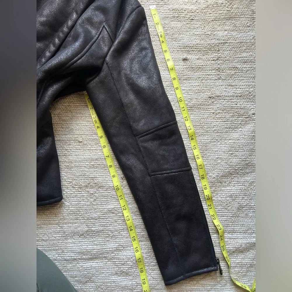 Cache Moto Dressy Faux Jacket size Large - Picture 11 of 13